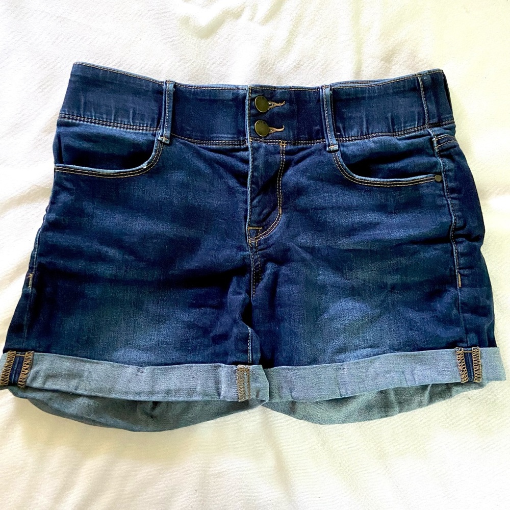 Denim Shorts, Size 6 Midrise